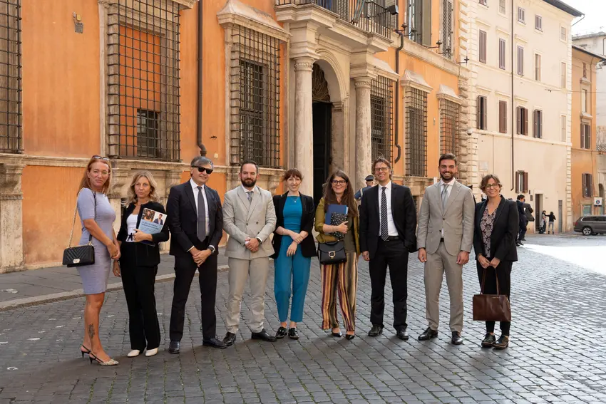 eBay Government Relations Team & Sellers in Italy